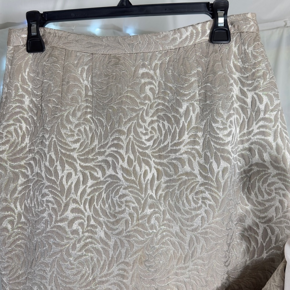 Lily Taylor Evening Skirt Set - Picture 14 of 14